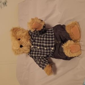 AUTHENTIC VERMONT TEDDY BEAR